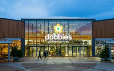 DOBBIE ABRE O MAIOR GARDEN CENTER DA IRLANDA DO NORTE